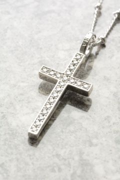 LUXURY CROSS PENDANT