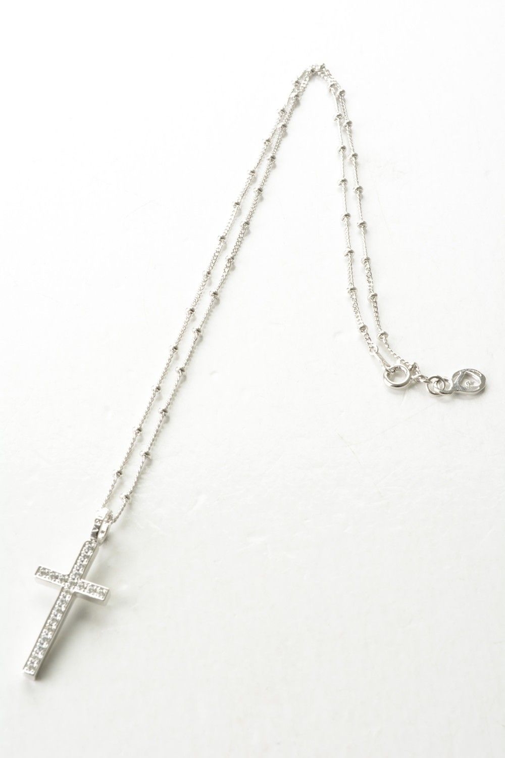 LUXURY CROSS PENDANT