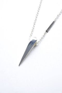 Novel Spear Stud Pendant