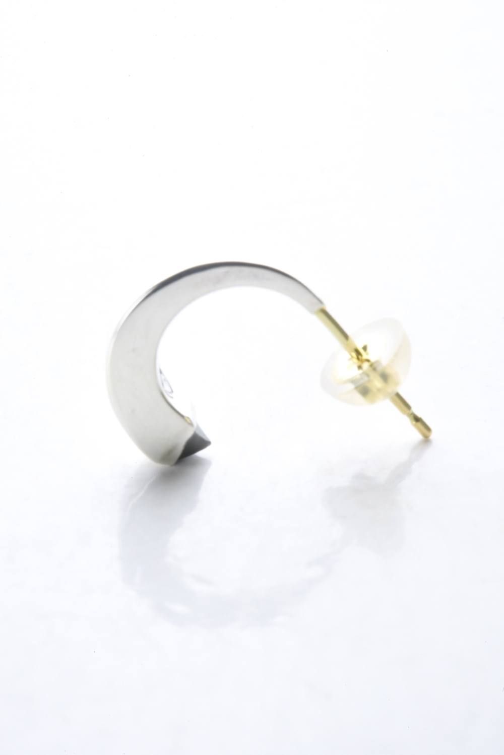Novel 1stud Hoop Pierce