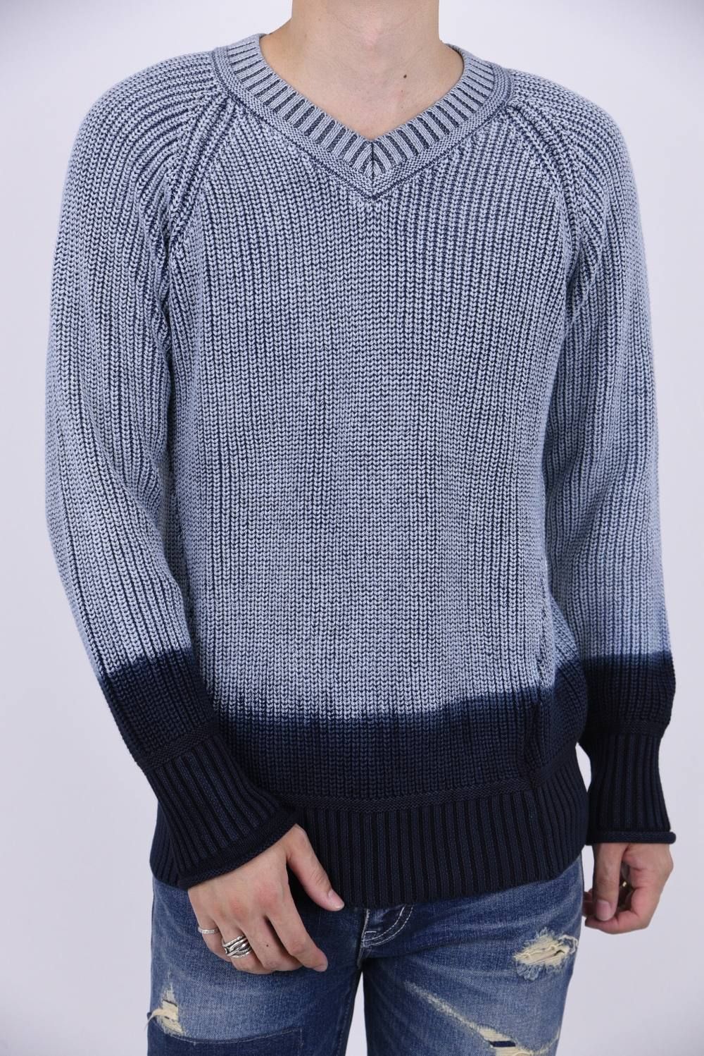 Middle gauge V neck long sleeve INDIGOISM TWO TONE / ミドルゲージ Vネック ニット ブルーハードユーズド