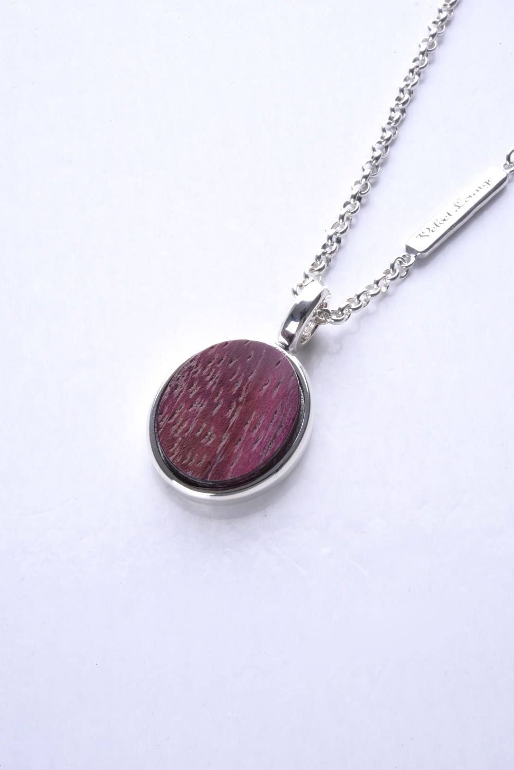 Novel Oval Pendant
