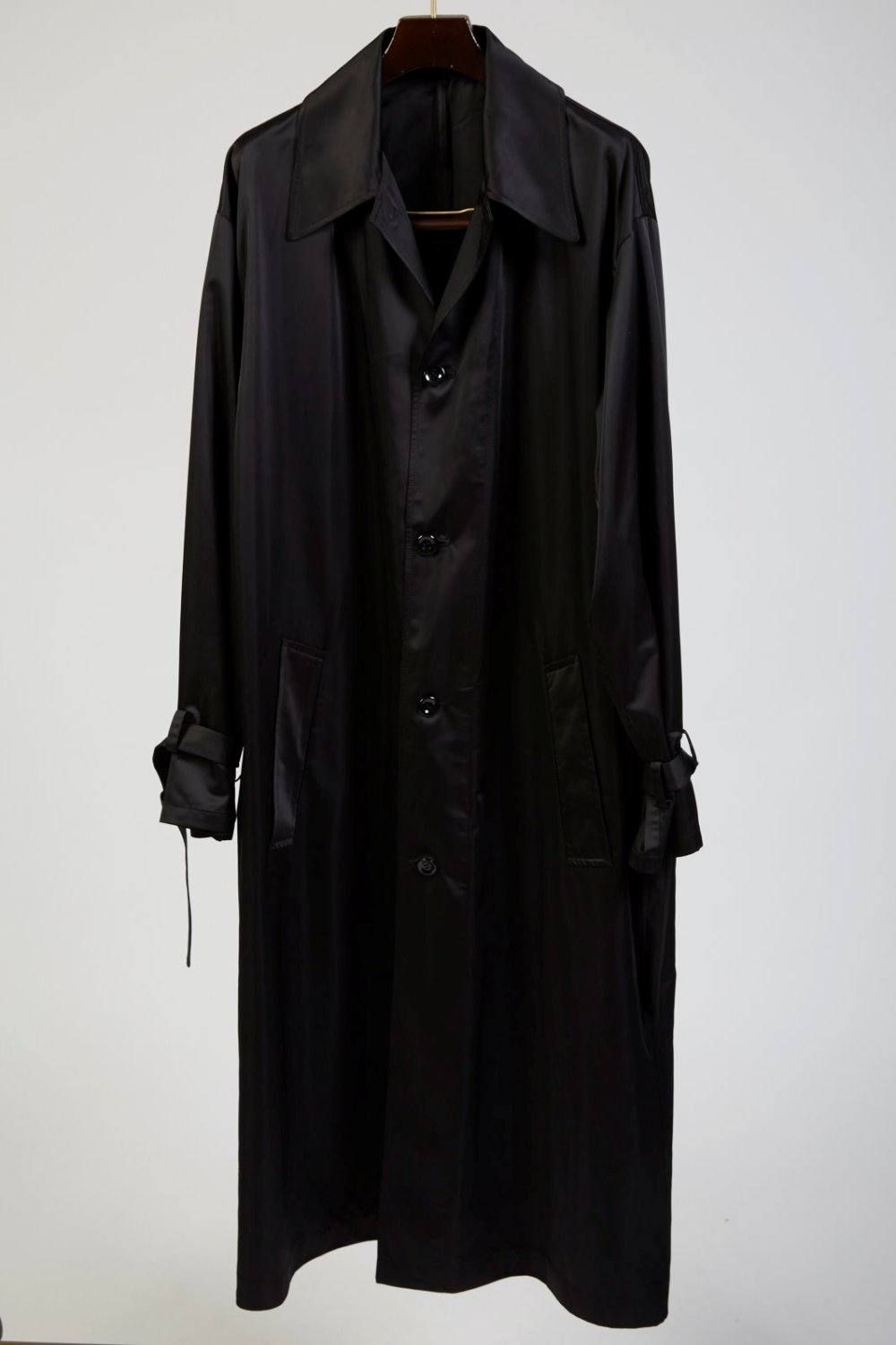ポリエステルタフタ coat / シャツコート ブラック / オフホワイト