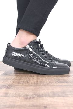 SAGE ZIP / ジップ付き エナメルクラック加工 ローカットスニーカー ブラック