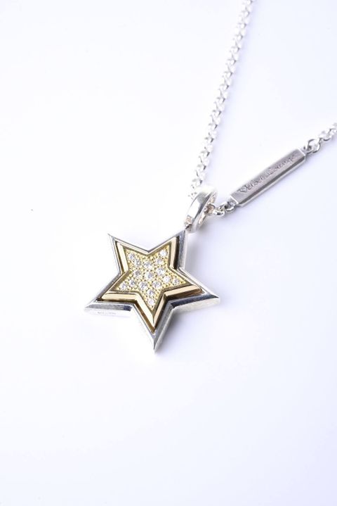 Novel Star Pendant