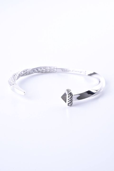 Novel Shiny Nail bangle