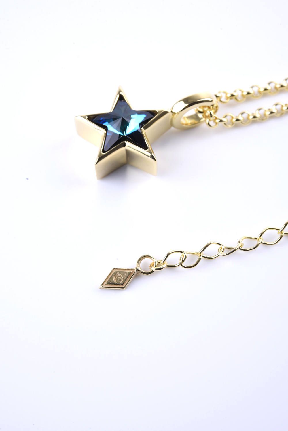 Novel 1star stone pendant