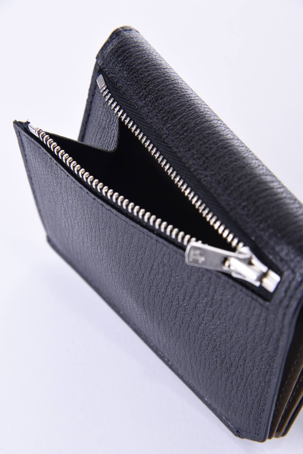 【残り僅か】 CARD WALLET / LA501GT ゴートレザー 二つ折りスマートカードウォレット ブラック / グレー