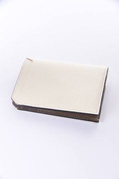 【残り1点】 CARD WALLET / LA501GT ゴートレザー 二つ折りスマートカードウォレット ホワイト / グレー『LEON3月号P189掲載商品』