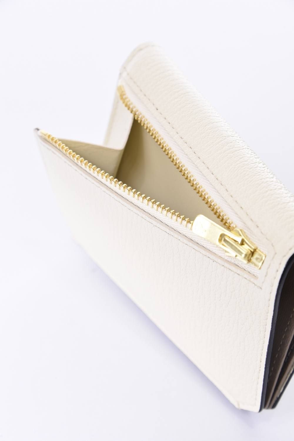 【残り1点】 CARD WALLET / LA501GT ゴートレザー 二つ折りスマートカードウォレット ホワイト / グレー『LEON3月号P189掲載商品』