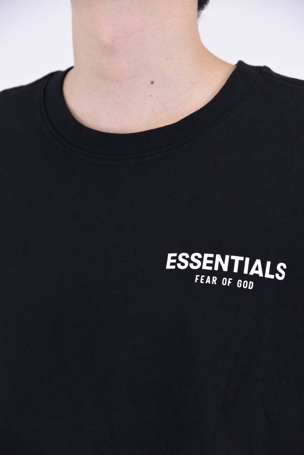 FOG ESSENTIALS S/S TEE / ワンポイントロゴ クルーネック 半袖 プリントTシャツ ブラック - XS