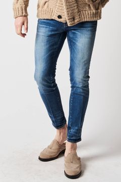 【洋服に遊び心を忘れずに】