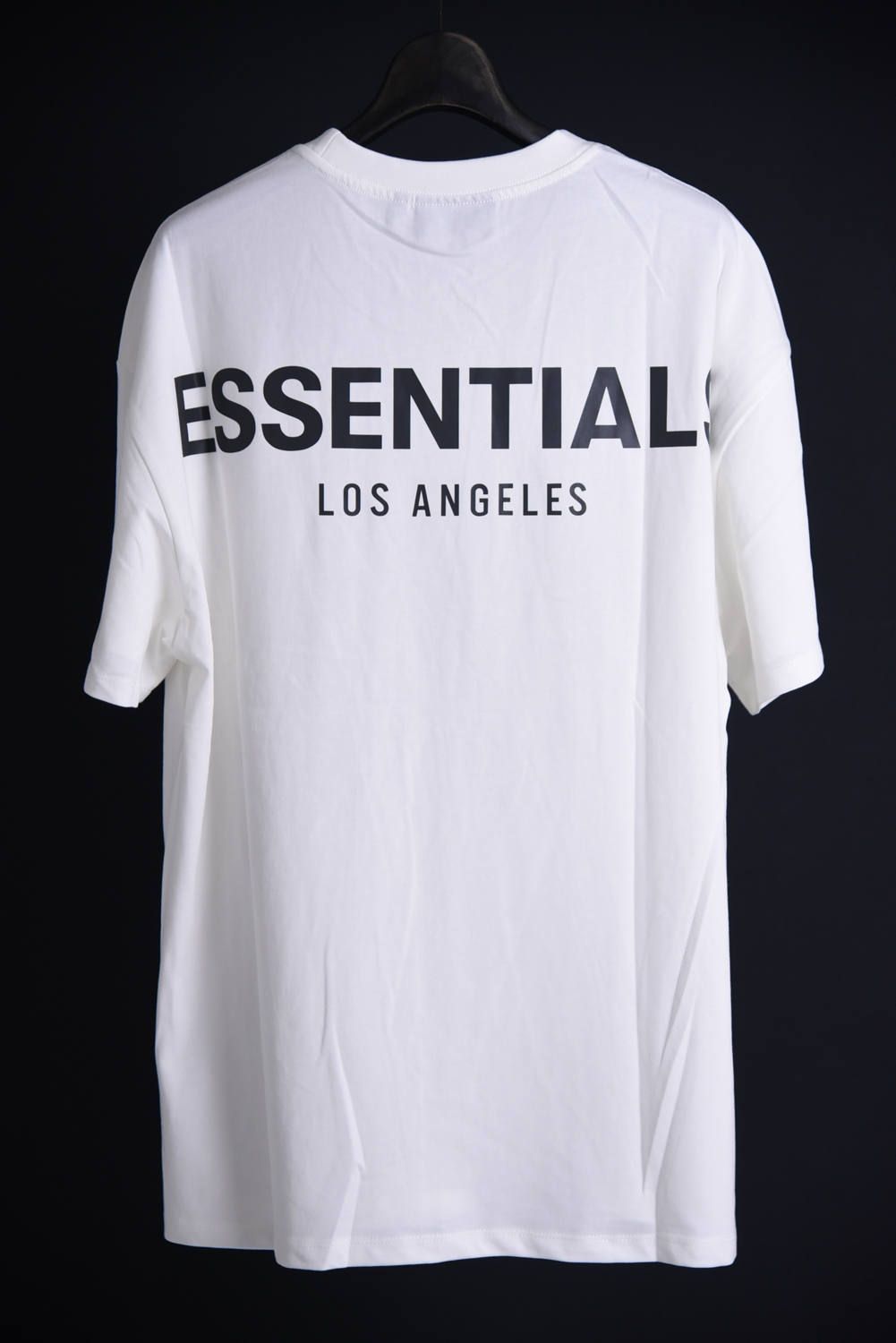 FOG ESSENTIALS - 《LA限定》 FOG ESSENTIALS LA RLCT LOGO SS T-SHIRT / リフレクタープリント  クルーネック 半袖 プリントTシャツ ホワイト | gossip