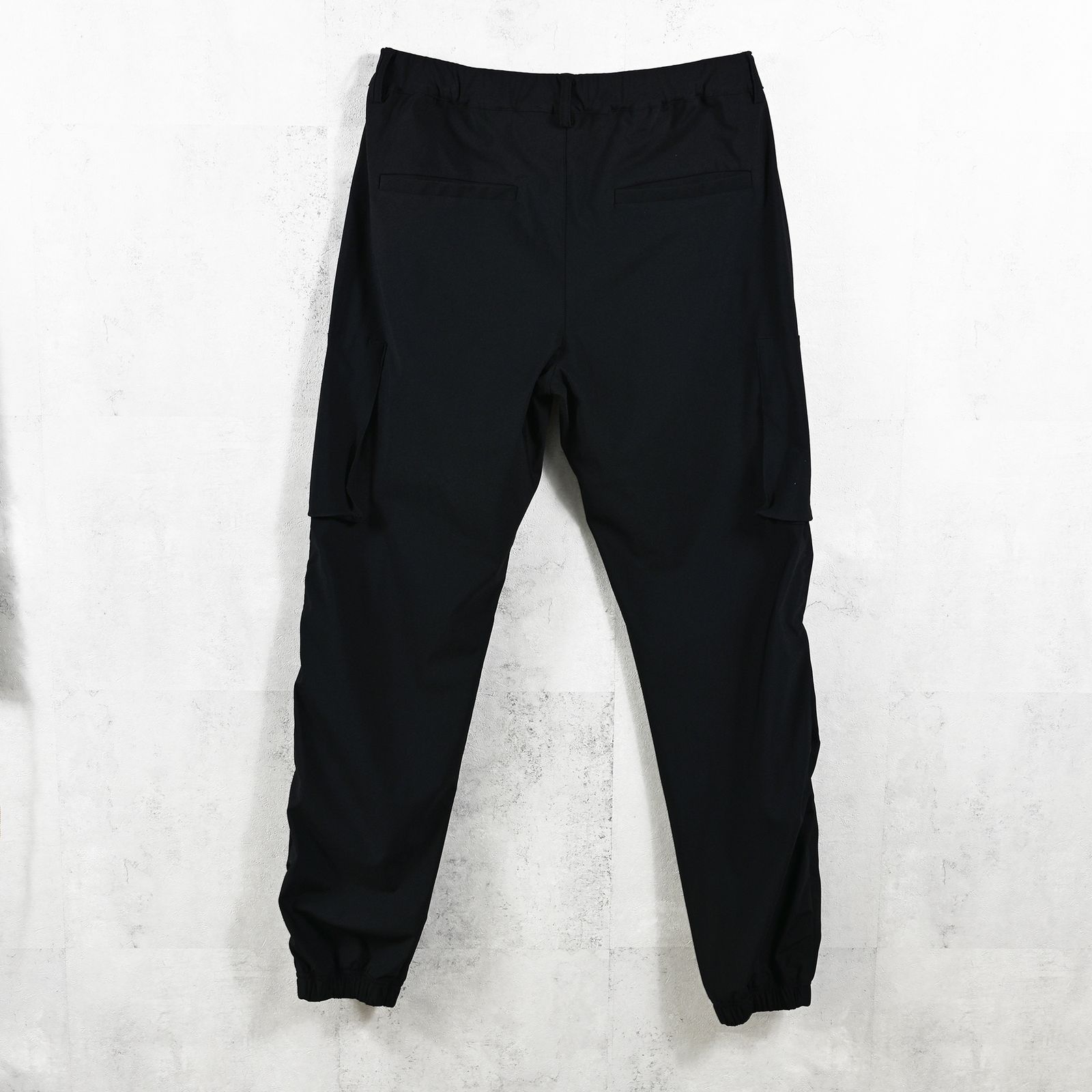 DAVID NYLON CARGO PANTS / ストレッチナイロン ミリタリーカーゴパンツ ブラック