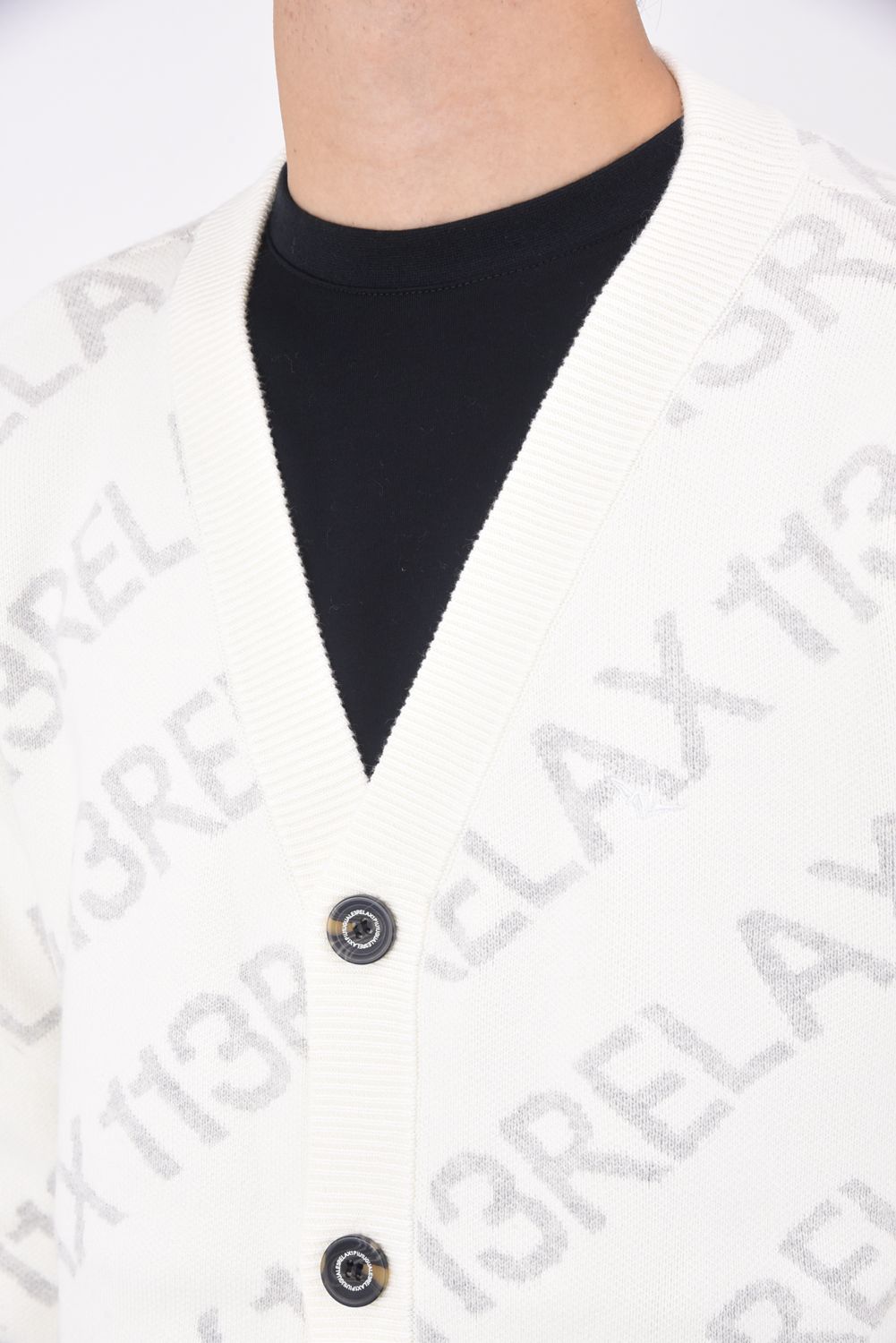 DIAGONAL LOGO CARDIGAN / 総柄ロゴ ニットカーディガン ホワイト