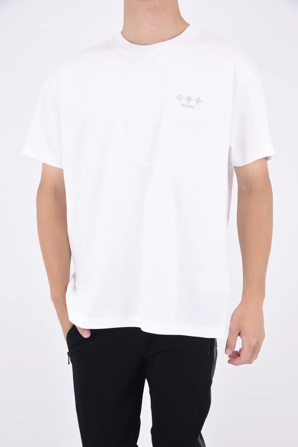 NUNKI (ヌンキ) / ブランドロゴ刺繍 ハーフスリーブ Tシャツ ホワイト