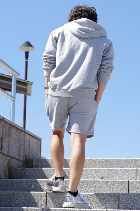 【REIGNING CHAMP】 楽してサマになる“優秀セットアップ” / グレーVer.