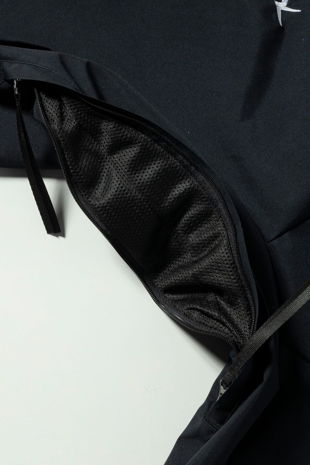 【+phenix】GTX MOUNTAIN PARKA / GTX マウンテンパーカー ブラック