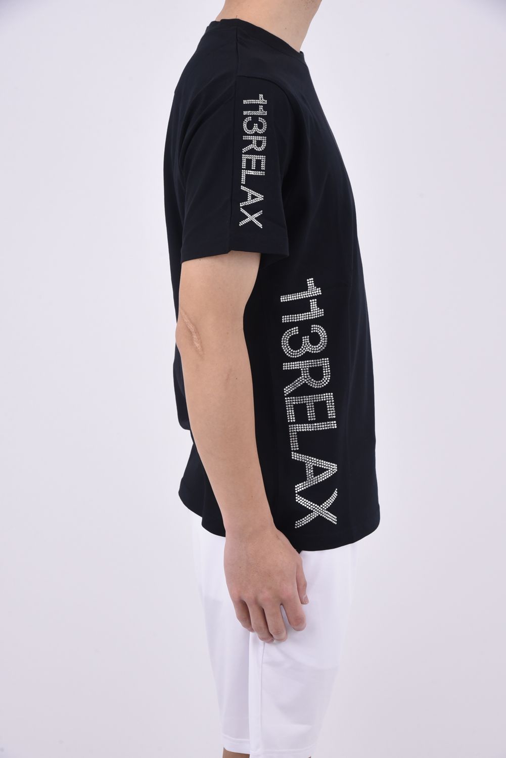 SIDE RHINESTONE T-SHIRT / サイドラインストーンロゴ クルーネックTシャツ ブラック