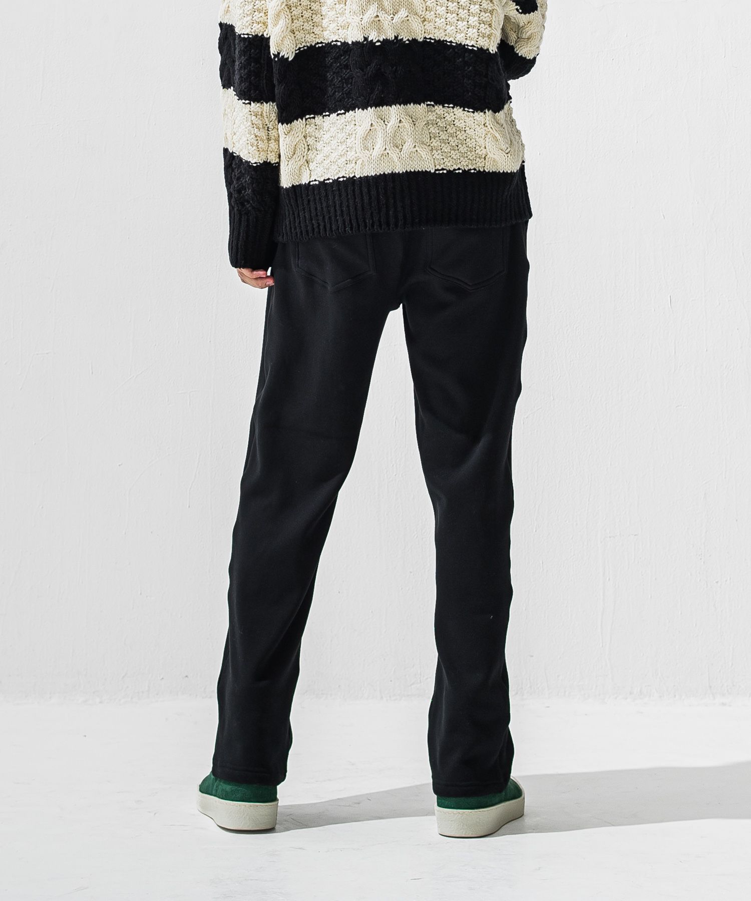 VELOURS FLEECE WIDE TUCK PANTS / 裏起毛 ベロアフリース セミワイド ワンタック イージーパンツ (ブラック) (11月中旬入荷予定) ※オーダー締切:9月7日(月)17時