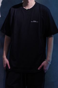 LOGO EMBROIDARY T-SHIRT / ワンポイントロゴ 刺繍  クルーネック 半袖 Tシャツ ブラック