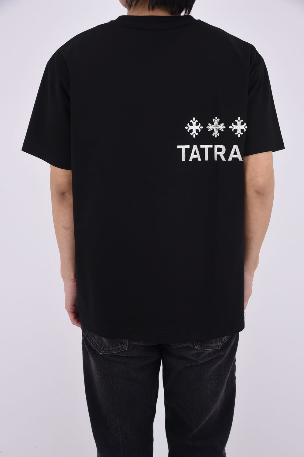 NUNKI (ヌンキ) / ブランドロゴ刺繍 ハーフスリーブ Tシャツ ブラック