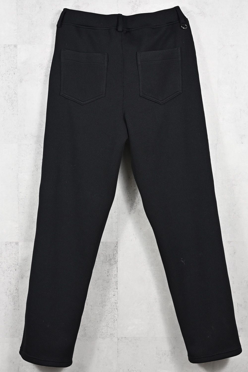 AZE WIDE TUCK PANTS / 畔編みニット生地 セミワイドシルエット イージータックパンツ (ブラック) (1月中旬入荷予定)