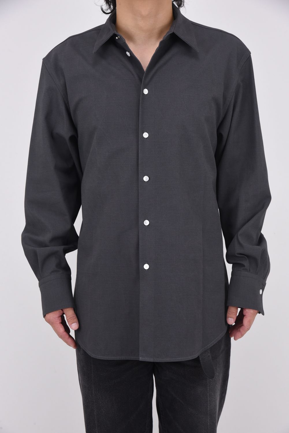 COTTON TWILL ELBOW PATCH DETAIL SHIRT / チャコールブラック