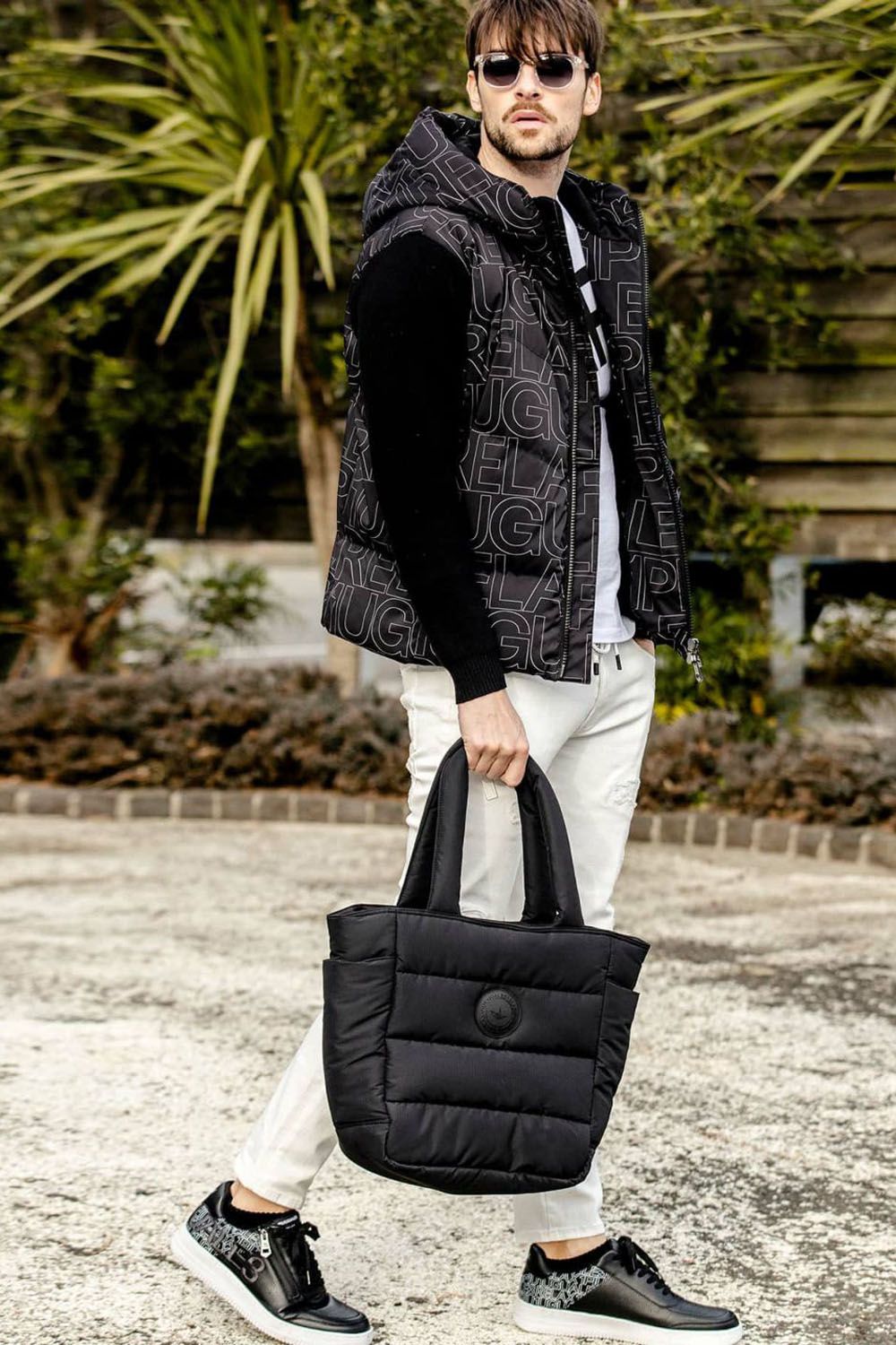 PADDED TOTE BAG / パッディド トートバッグ ブラック