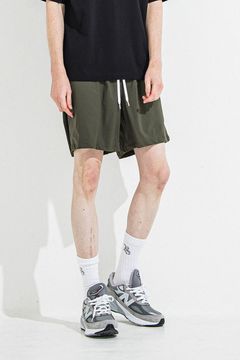 TV NYLON SHORTS / ナイロンマイクロファイバー ルーズフィット ショートパンツ カーキ
