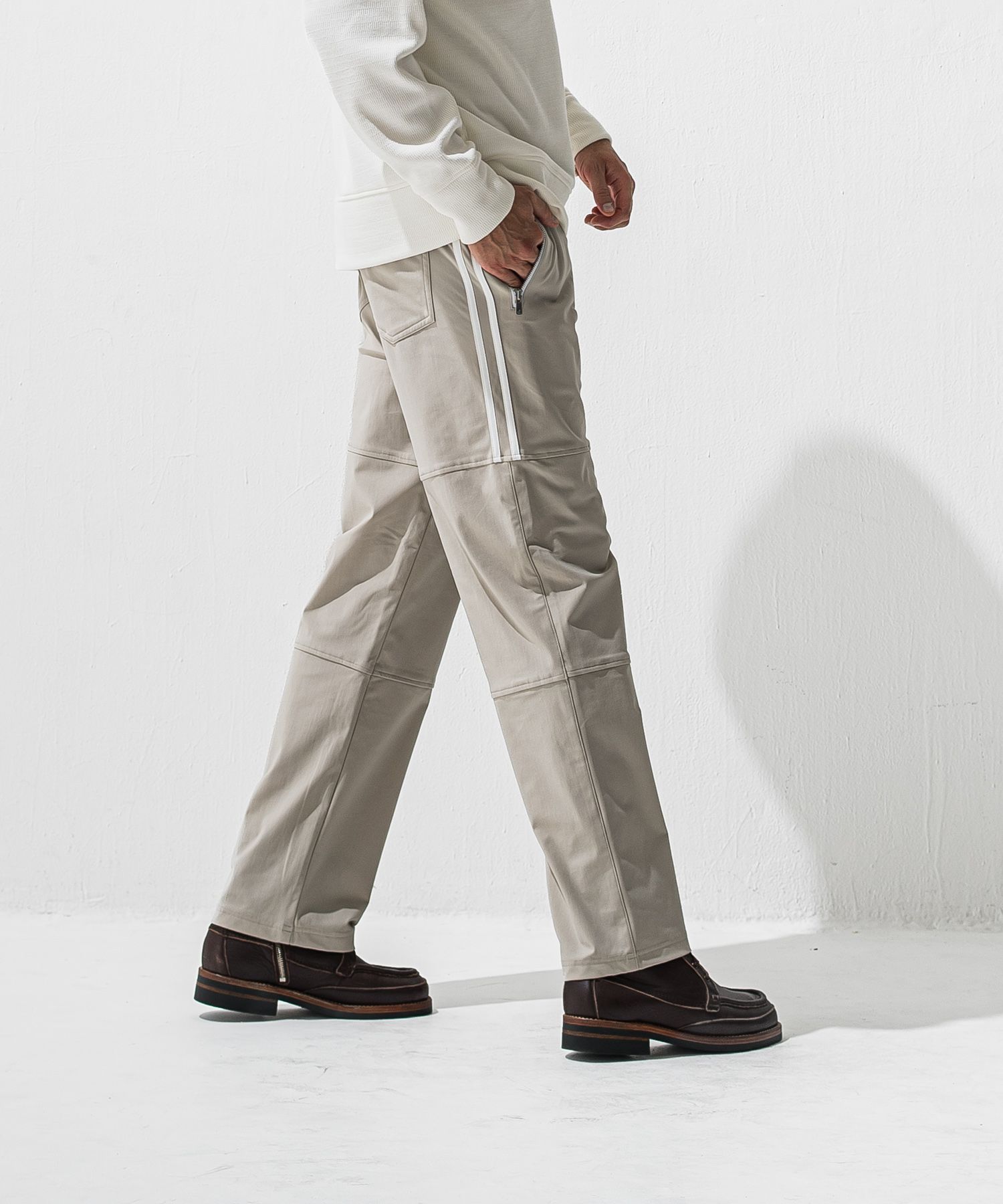 JOHNSON LINE HEATWIDE TUCK PT / 裏起毛 ハイブリットジャージー セミワイド ラインパンツ (グレー/ホワイト) (10月下旬入荷予定) ※オーダー締切:9月7日(月)17時