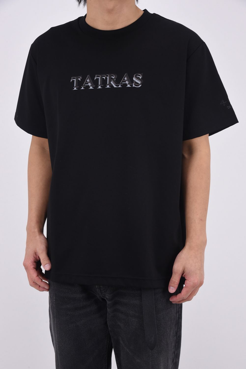 RISTEN (リステン) / 刺繍風ブランドロゴ クルーネック Tシャツ ブラック