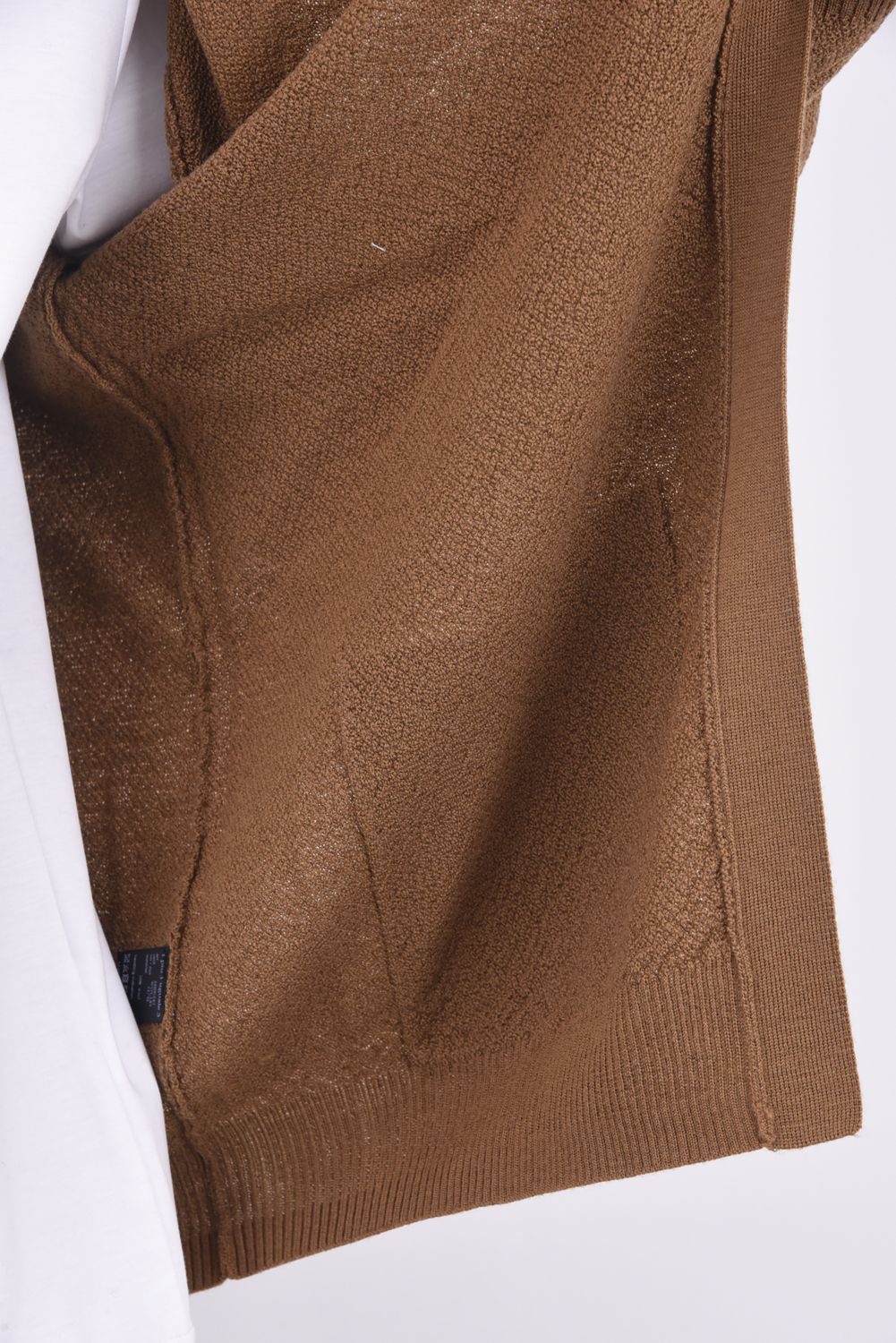 YURUFUWA CARDIGAN / メリノウール バックロゴ カーディガン キャメル