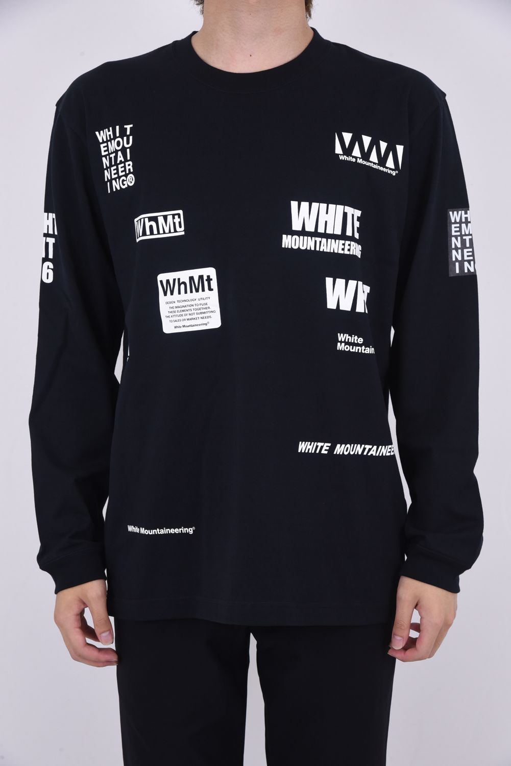 WM LOGO RANDAM PRINTED LONG SLEEVE T-SHIRT / ランダムロゴ プリント クルーネック 長袖 Tシャツ ブラック