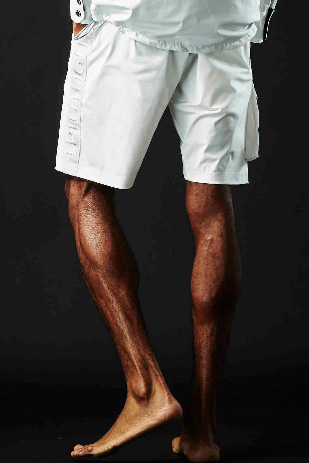113SPORT PREMIUM COMPACT STRETCH ONESIDE CARGO SHORTS / プレミアム コンパクト ストレッチ サイドロゴ カーゴ ショートパンツ ホワイト