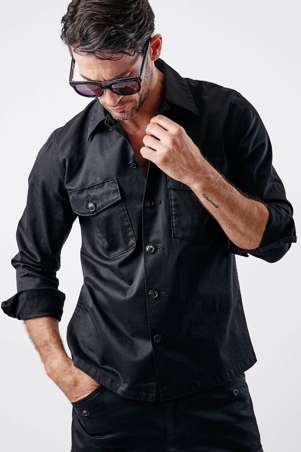 【BLACK MILITARY Vol.11】 UTILITY L/S SHIRTS-BLACK (8月末頃入荷予定 )※オーダー締切7/28(水)11:59迄