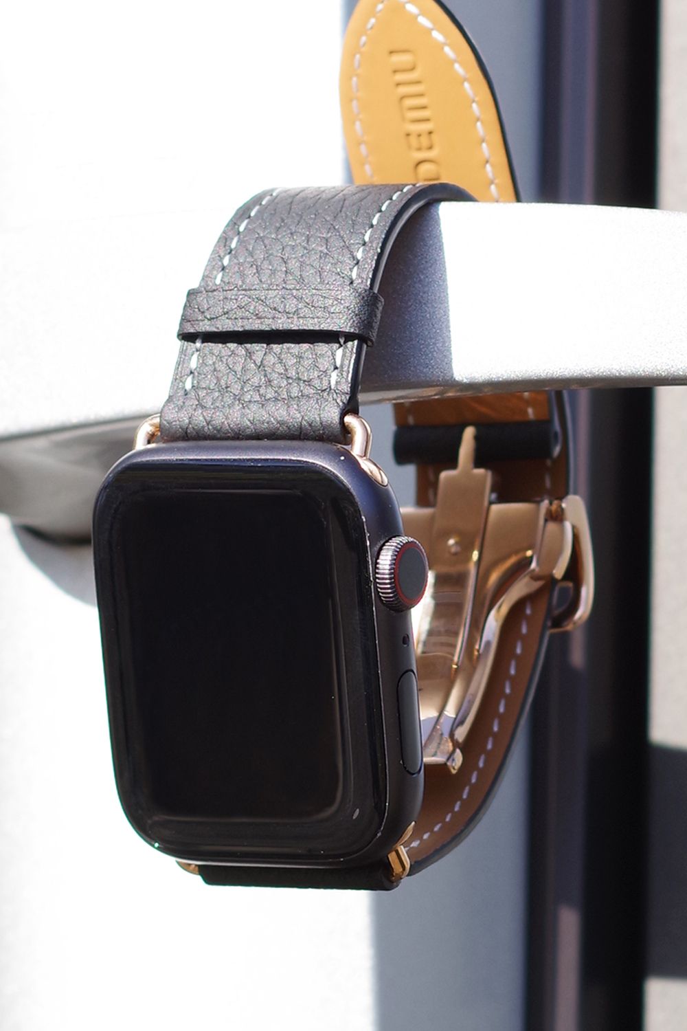 DEMIU - Apple Watch Leather Band / Apple Watchレザーバンド
