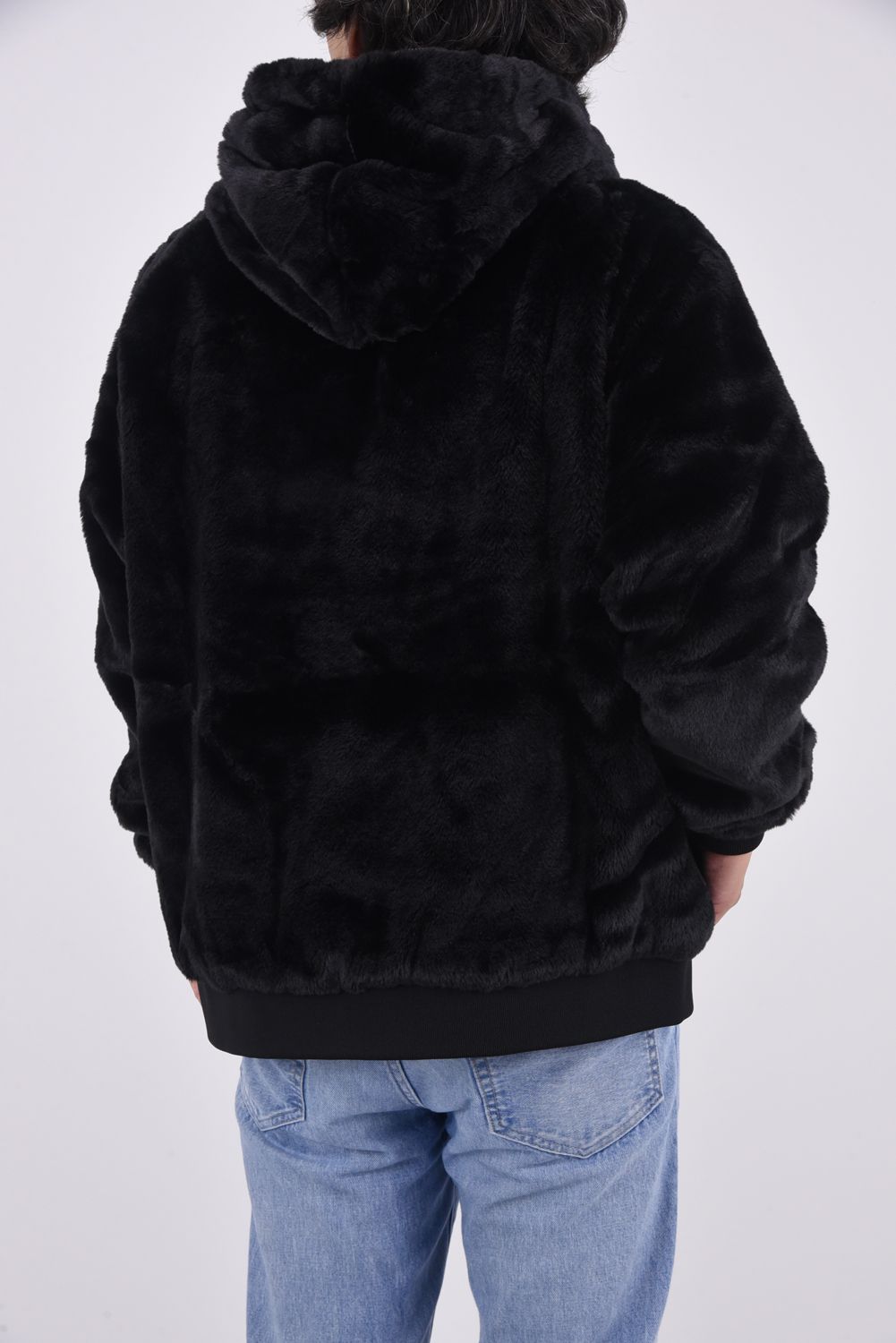 BOA LOGO HOODIE / ワイドスピンドル 袖ロゴ ファーブルゾン ブラック