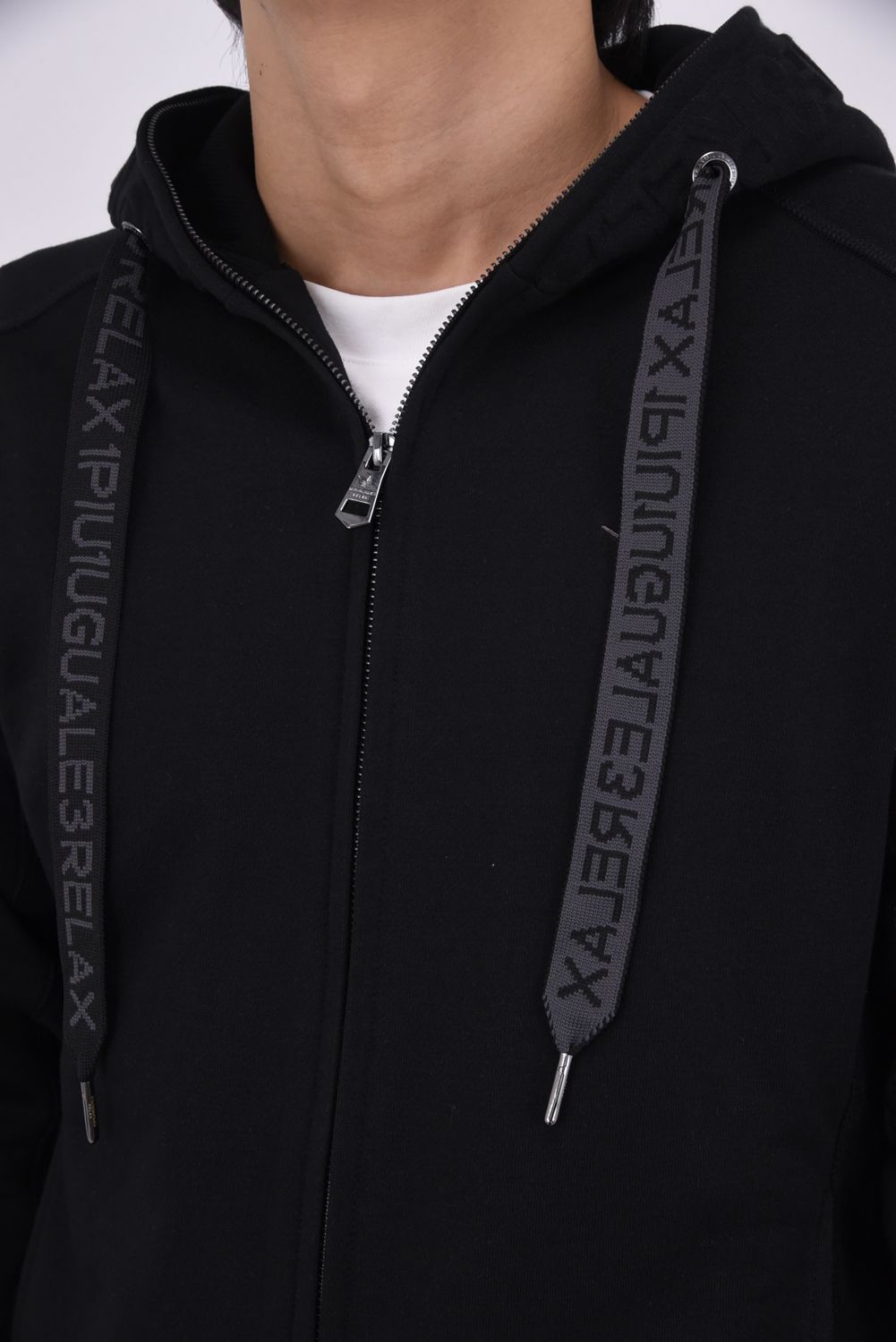 【26SS】 HOOD EMBOSSED LOGO HOODIE / エンボスロゴ ジップパーカー (ブラック)