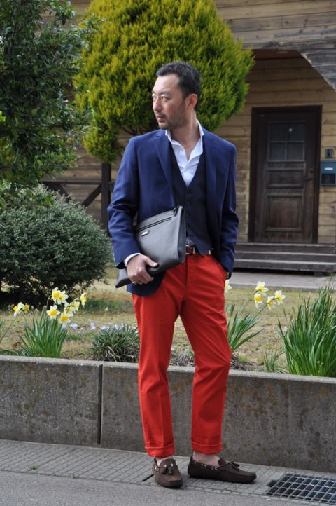 定番トリコロールカラーでスタイリング