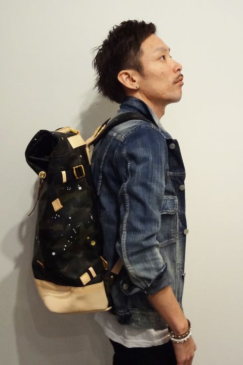 小物で魅せる大人の余裕感