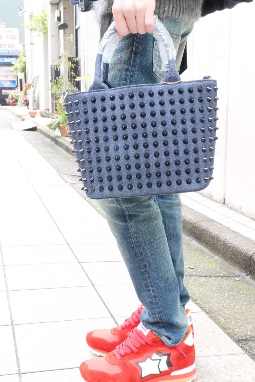 ダウンベストを使った大人な重ね方
