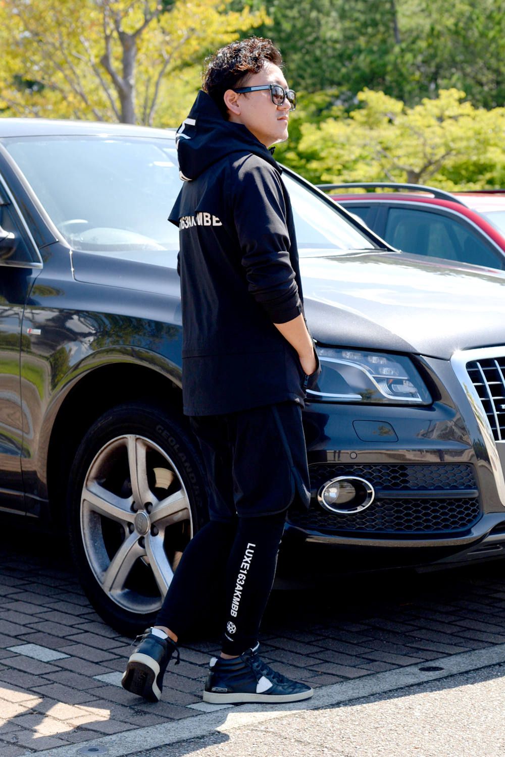 『車と服』 ”贅沢に軽快な休日の時間を過ごす、大人のラグスポスタイル”