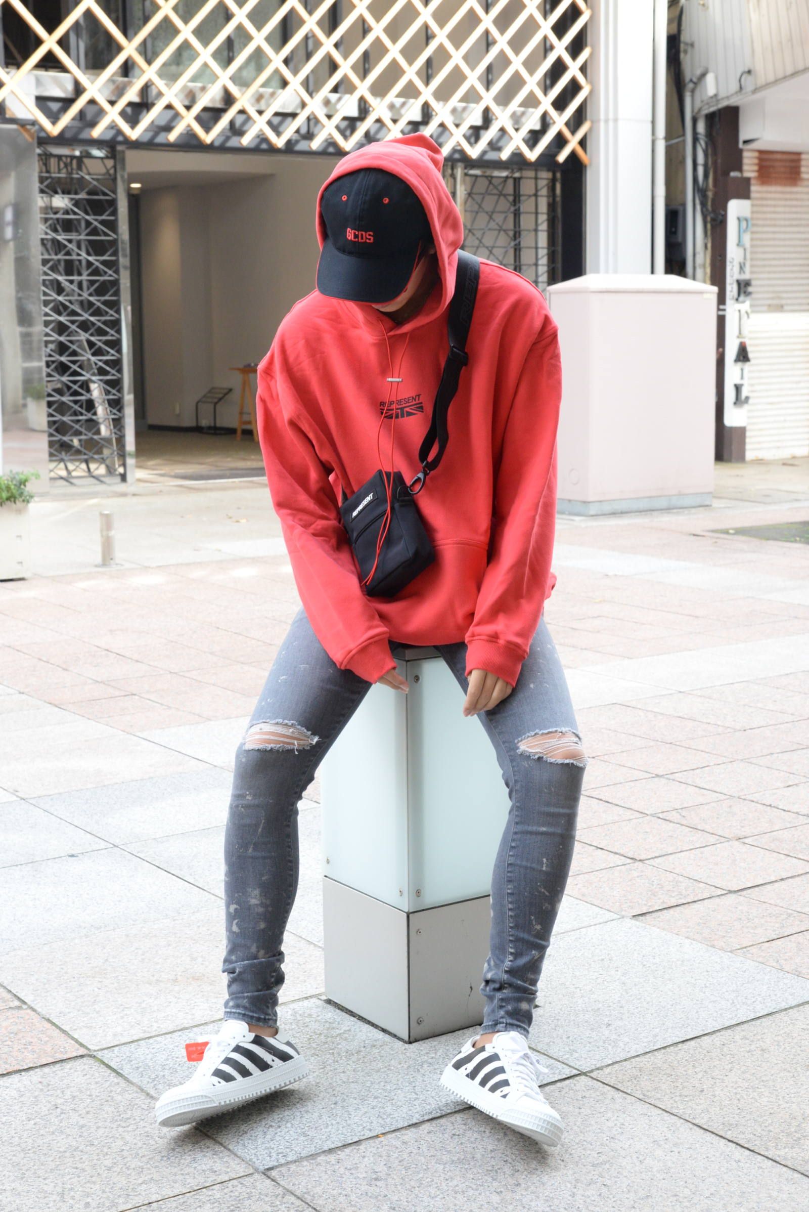 STREET STYLE