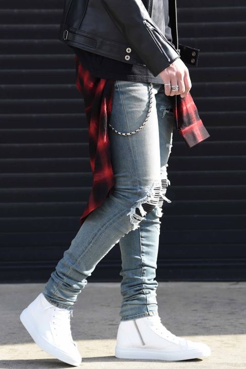 <AMIRI>と<Lewis Leathers>を贅沢に組み合わせてスタイリングを組んでみました。