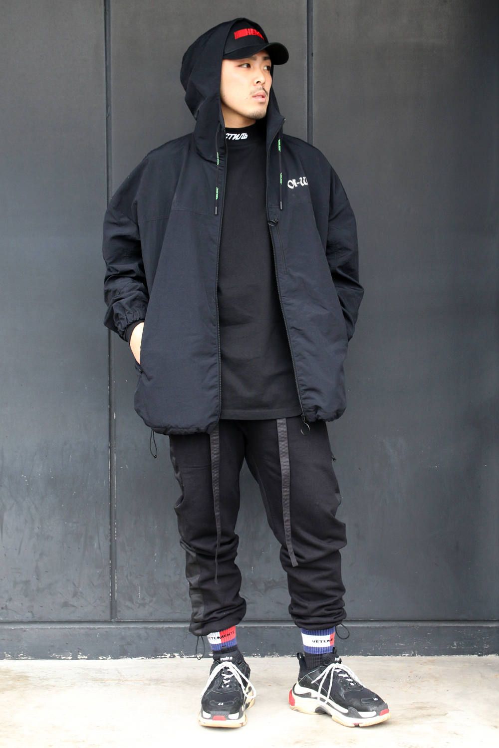 【OFF-WHITE+mnml+HERON PRESTON】 ゆるく楽に着こなすストリートスタイル