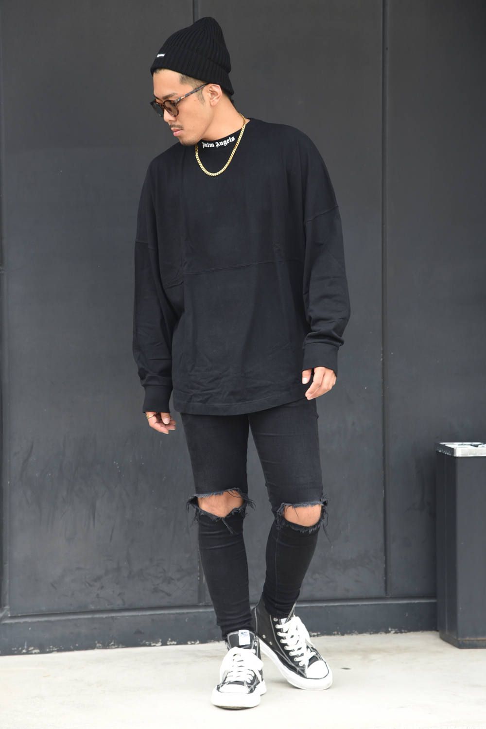 【コーデに遊び心を】Palm Angels ゴシックパームTシャツ Palm Angels（パームエンジェルス）の「PalmAngels/パーム