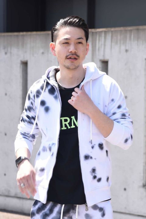 【タイダイ染めのセットアップは、”着こなし”で差をつける!?】