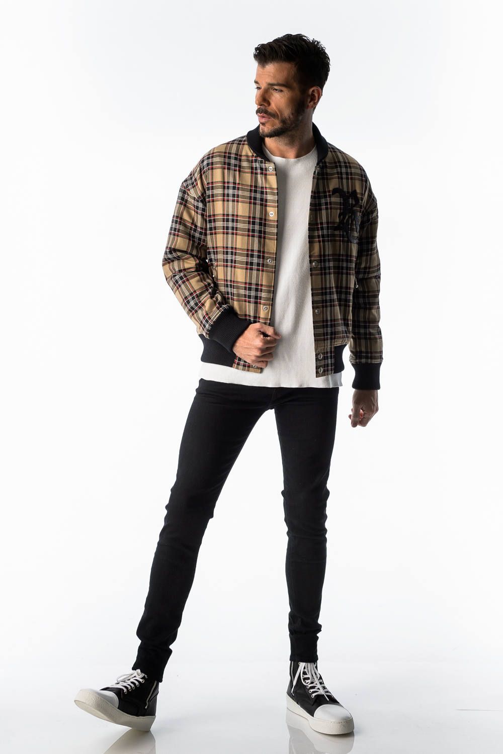RESOUND CLOTHING 17TH COLLECTION LOOKBOOK