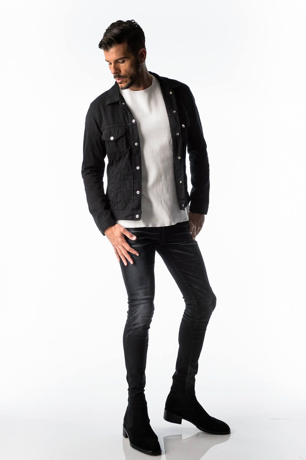 RESOUND CLOTHING 17TH COLLECTION LOOKBOOK
